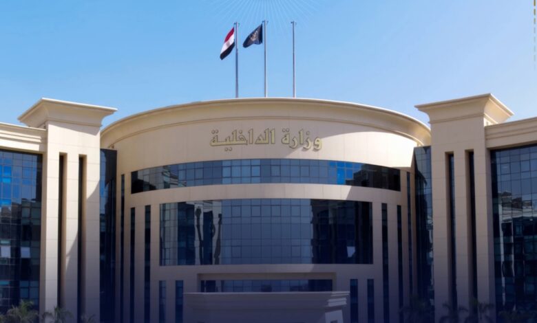 ضبط 2860 كتابًا دراسيًا بدون ترخيص داخل مكتبتين بالزقازيق