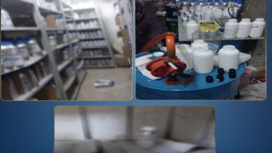 ضبط مصنع عطور غير مرخص بالخليفة.. والتحفظ على 11 ألف لتر زيوت مغشوشة