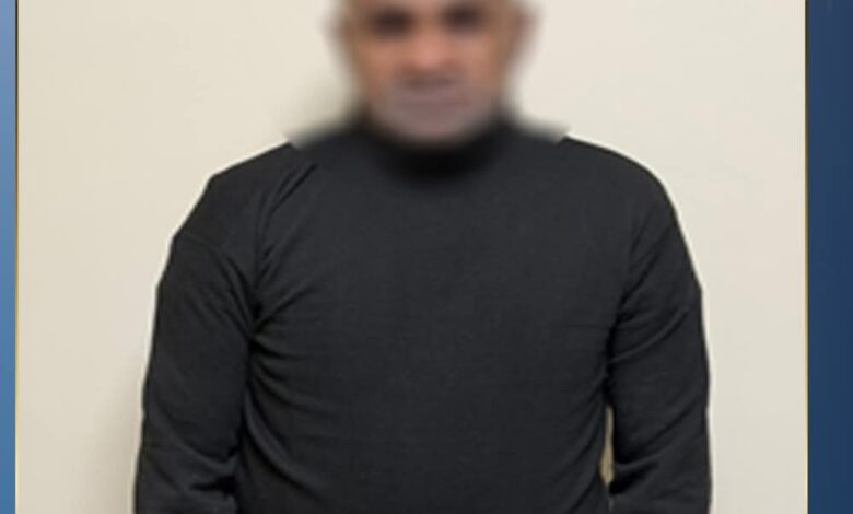 سقوط نصاب أوهم عربًا بإنهاء إجراءات إقامتهم بزعم علاقته بضابط شرطة في الجيزة