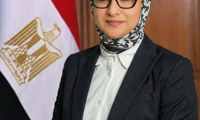 محافظ الوادي الجديد توجه بحظر نشر لافتات التهنئة بالميادين والشوارع 