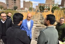 محافظ أسيوط يتفقد تطوير كوبري الحواتكة بمنفلوط