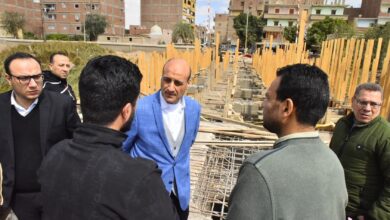 محافظ أسيوط يتفقد تطوير كوبري الحواتكة بمنفلوط