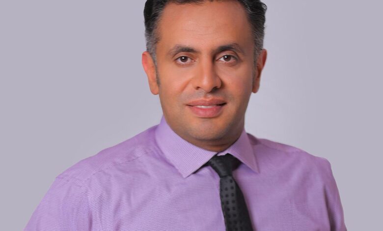 أحمد عز الدين يحدث ضجة بالمفاوض