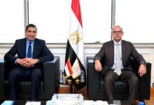 وزيرا الرياضة والاستثمار والتجارة الخارجية يبحثان آليات تأسيس صندوق استثمار