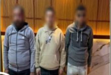 ضبط مشاجرة بين سائقين وحداد باستخدام سلاحين أبيضين