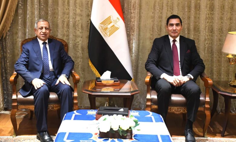 وزير الرياضة يلتقي رئيس الأكاديمية العربية للعلوم والتكنولوجيا