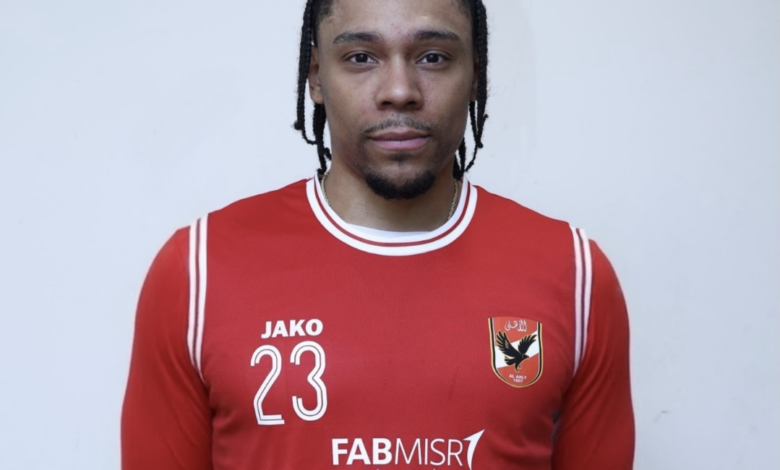 الأهلي يضم الأمريكي زاك لوفتن لتدعيم رجال السلة