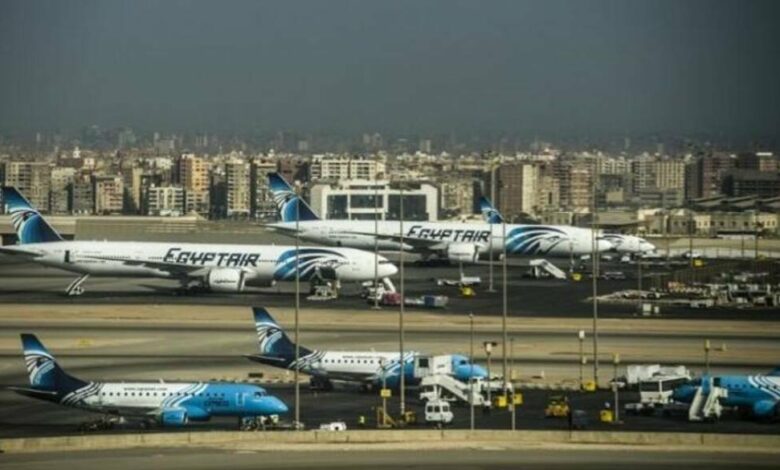 وزير الطيران: توقف 85 رحلة إلى الخليج يكبدنا خسائر بملايين الدولارات