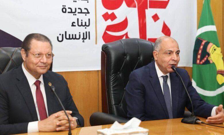 محافظ المنيا: اعتماد عدد من المنشآت الصحية بالمحافظة استعدادًا لتطبيق منظومة التأمين الصحي الشامل