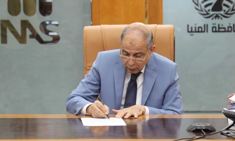 محافظ المنيا يعتمد تعريفة الركوب الجديدة للمواصلات العامة بعد تحريك أسعار الوقود