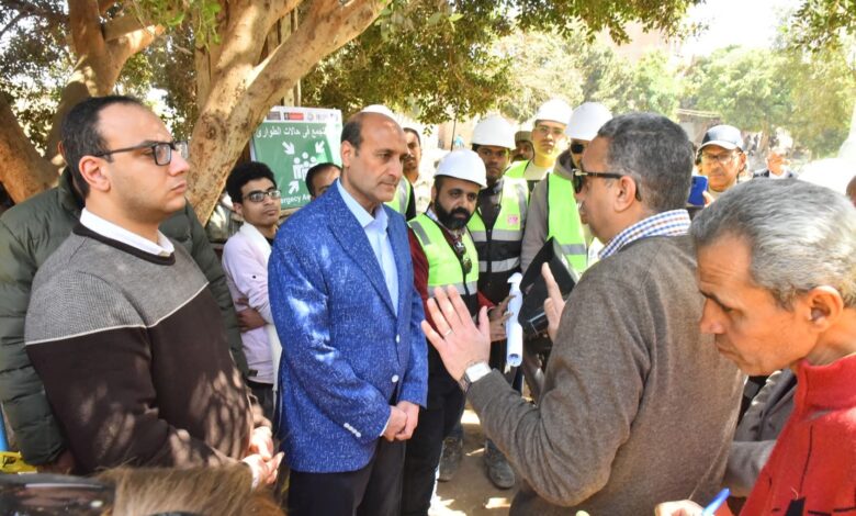 محافظ أسيوط يتفقد مشروع خط طرد صرف صحي البركة ويوجه بتسريع التنفيذ