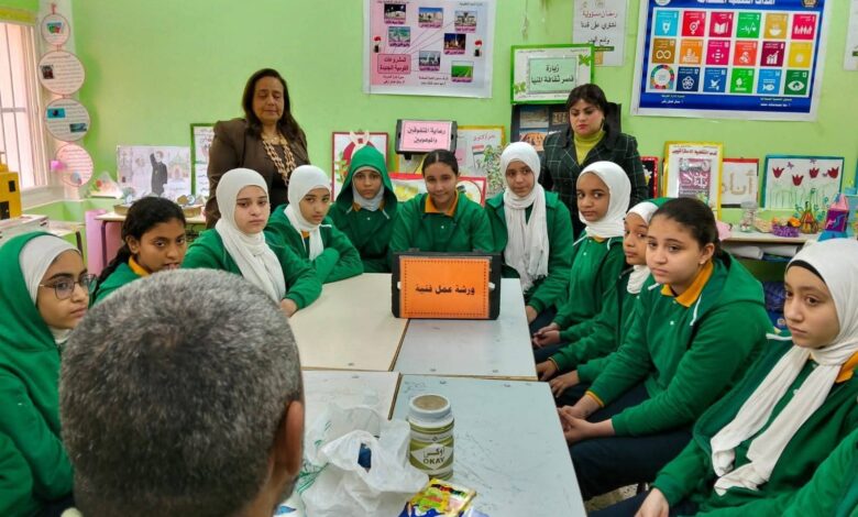 ثقافة المنيا تنظم ورشا فنية لطلاب المدارس احتفالا بشهر رمضان