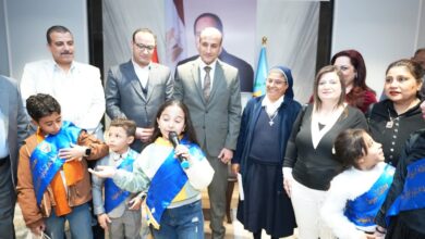 محافظ أسيوط يستقبل المهنئين بعيد الفطر