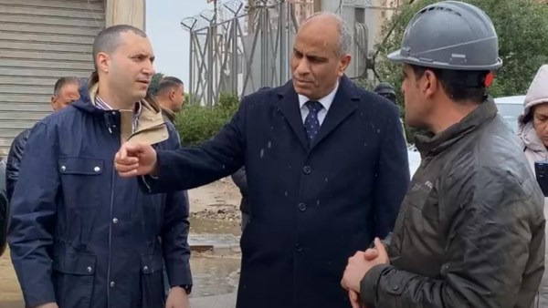 محافظ كفر الشيخ يتفقد جهود كسح مياه الأمطار