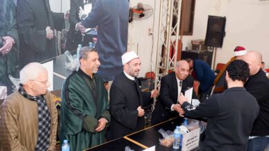 بالصور.. أيمن حافظ عفره يكرّم حفظة القرآن الكريم بقرية الرجدية في الغربية.     