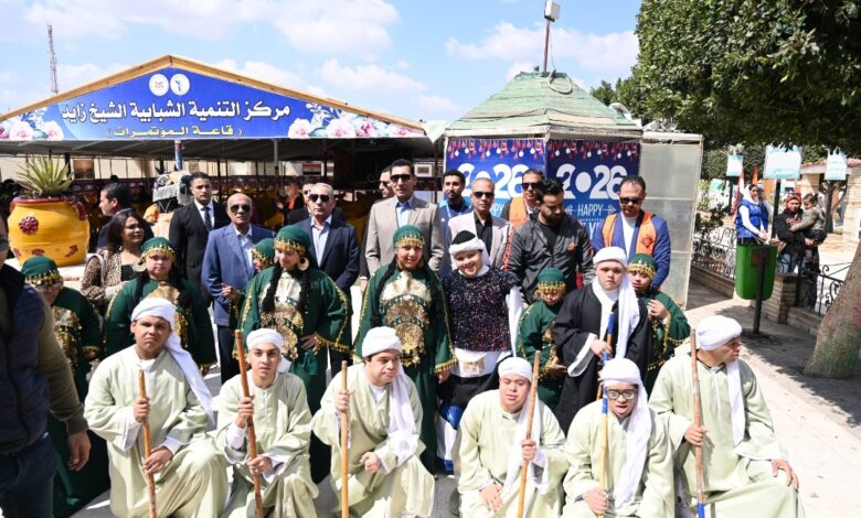 وزير الشباب والرياضة ومحافظ الإسماعيلية يتفقدان مركز التنمية الشبابية بالشيخ زايد