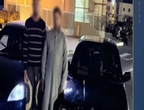 التحفظ على سيارتين وضبط قائديهما بسبب الاستعراض الخطر في شوارع الغردقة