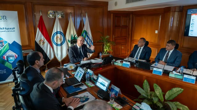 وزير البترول يشهد الجمعية العامة لـ«فجر» ويشيد بنموها وتوسعها في الطاقة النظيفة