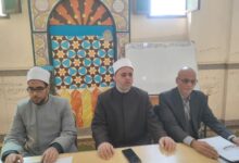 محافظ أسيوط يطلق برنامجًا تدريبيًا للأئمة والواعظات لنشر الوعي السكاني