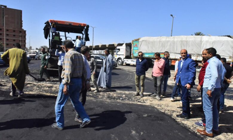 محافظ أسيوط يتابع تطوير مزلقان المعلمين وربط شارع ترعة عبدالله بالدائري