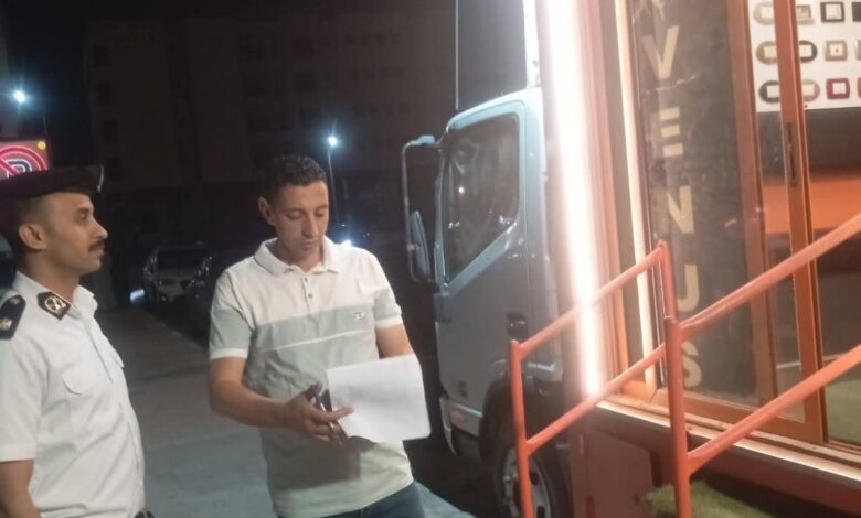 حملة مسائية مكثفة بشمال الغردقة لإعادة الانضباط ورفع الإشغالات