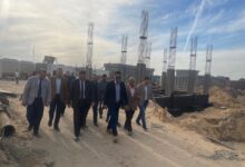 محافظ القليوبية يتابع أعمال محطة الصرف الصناعي بالشروق