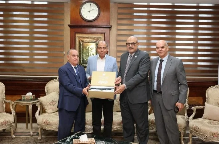 البنك الزراعي المصري يواصل مبادرة «سكة خير» لدعم الأسر الأولى بالرعاية في المنيا وأسيوط قبل عيد الأضحى