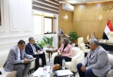 محافظ الوادي الجديد تلتقي نواب الشعب والشيوخ