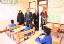 نائب محافظ الوادي الجديد يتفقد لجان امتحانات النقل بالخارجة