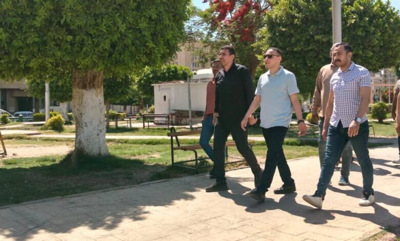 نائب محافظ المنيا يتفقد كورنيش النيل ويشدد على رفع كفاءة النظافة