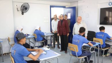 محافظ الوادي الجديد تتابع امتحانات الدبلومات الفنية في 14 لجنة