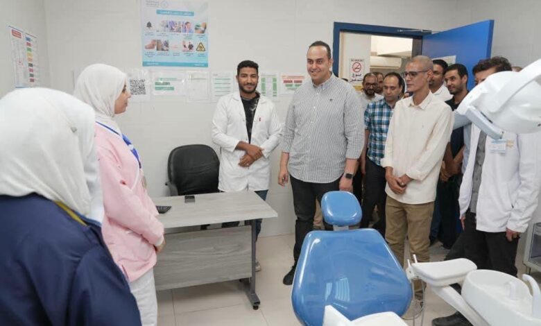 رئيس الرعاية الصحية يتفقد منشآت التأمين الصحي الشامل بالمنيا