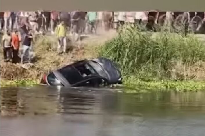 مصرع أسرة كاملة إثر سقوط سيارة في ترعة المريوطية بالجيزة