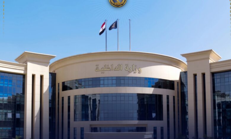 ضبط أجنبي يدير شبكة لبث القنوات المشفرة دون ترخيص بالإسكندرية