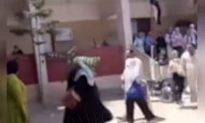 بسبب الغش في الامتحان.. ضبط سيدة تعدت على مُدرسة داخل مدرسة بالشرقية