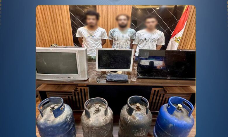 سقوط تشكيل عصابي تخصص في سرقة المساكن بالقاهرة.. وضبط المسروقات