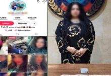 صانعة محتوى في القاهرة