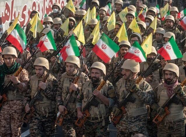 خوزستان تشتعل.. مقتل 3 من الحرس الثوري وإيران تهدد أمريكا