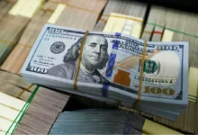 الدولار يواصل الصعود أمام الجنيه المصري.. تعرف على أحدث أسعار الصرف في البنوك اليوم