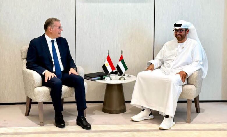 وزير البترول ونظيره الإماراتي يستعرضان تعزيز الشراكة الاستثمارية في قطاع الطاقة والغاز