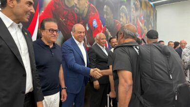 وزراء الطيران والشباب والصحة يستقبلون أبطال المنتخب بمطار العلمين