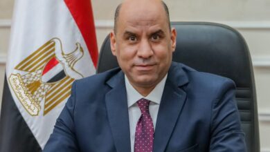 العمل: غدًا الخميس صرف الدفعتين الثانية والثالثة للعمالة غير المنتظمة