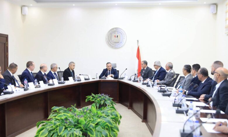 لتلبية احتياجات التوظيف.. توجيهات وزارية بتطوير منظومة المعاهد العليا الخاصة