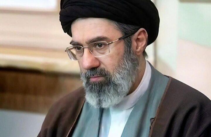 المرشد الإيراني: واشنطن لا تلتزم بعهودها ووحدة الداخل هي مفتاح مواجهة الضغوط
