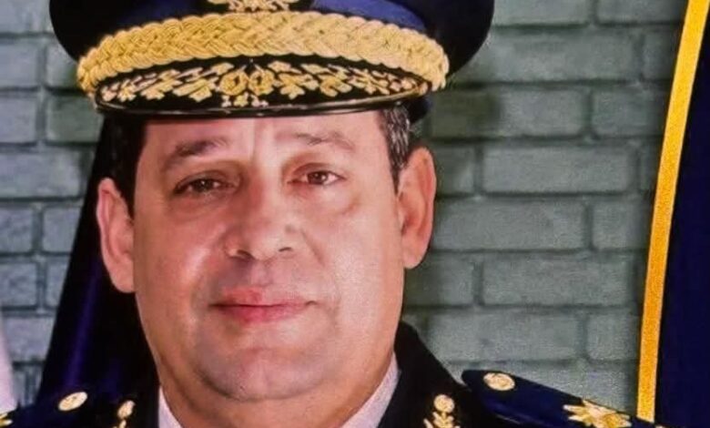 تهنئة للواء صادق دراز لتعيينه حكمدار الشرقية