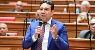 أيمن محسب يطالب بمراجعة تنسيق طلاب STEM: "تفوقهم لا يجب أن يتحول لعائق"