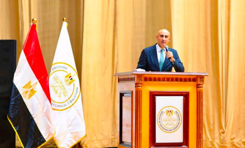 وزير التعليم يلتقي ٤٥٠٠ مدير مدرسة لمتابعة استعدادات العام الدراسي الجديد