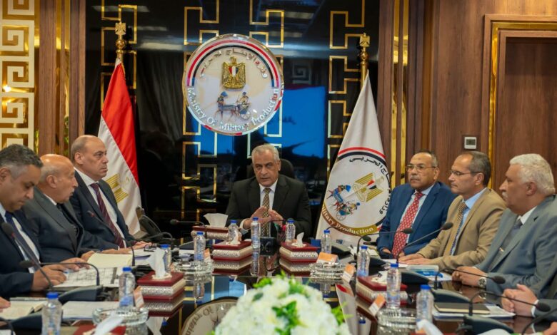 «جمبلاط» يتابع خطط تطوير وتصنيع الذخائر بالإنتاج الحربي