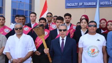 شعلة أسبوع شباب الجامعات الـ14 تصل الغردقة.. جولة بمشروع الجوجوبا