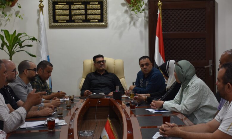 فودة والنواب في لقاء مفتوح مع أهالي بنها.. مطالب المواطنين على الطاولة والحلول من أرض الواقع